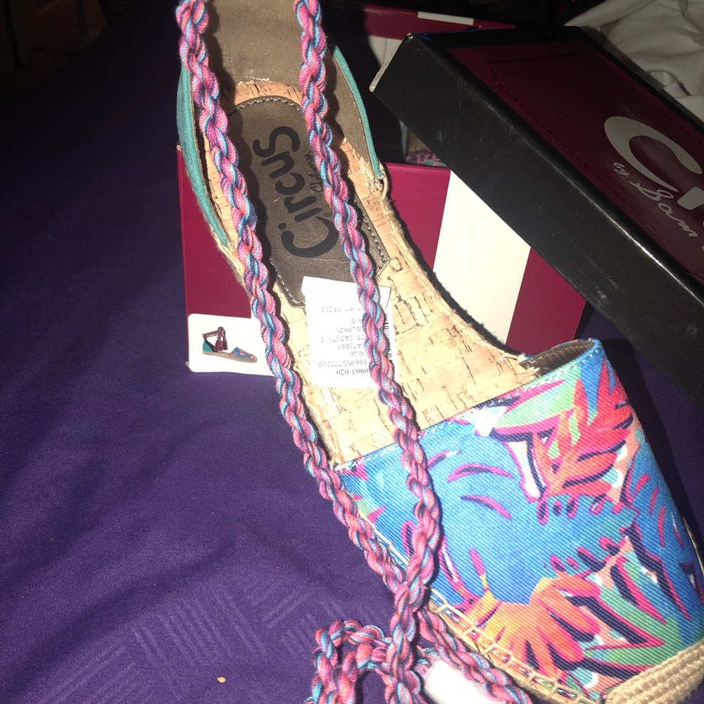 Lenora, Blue Multi